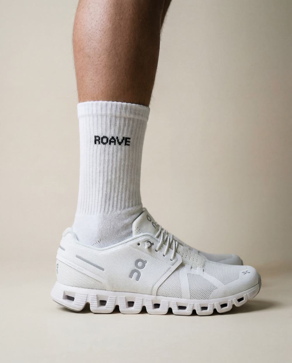 ROAVE Unisex Classic Long  Ribbed White Crew Socks